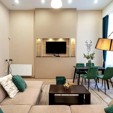 Emerald Budapest